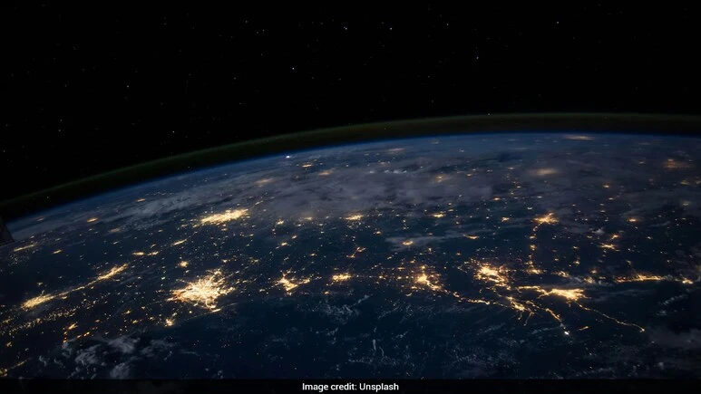 Nhà vật lý đoạt giải Nobel cảnh báo rủi ro tồn vong của nhân loại trong 35 năm tới: Xác suất 2% mỗi năm và phép tính đáng lo ngại