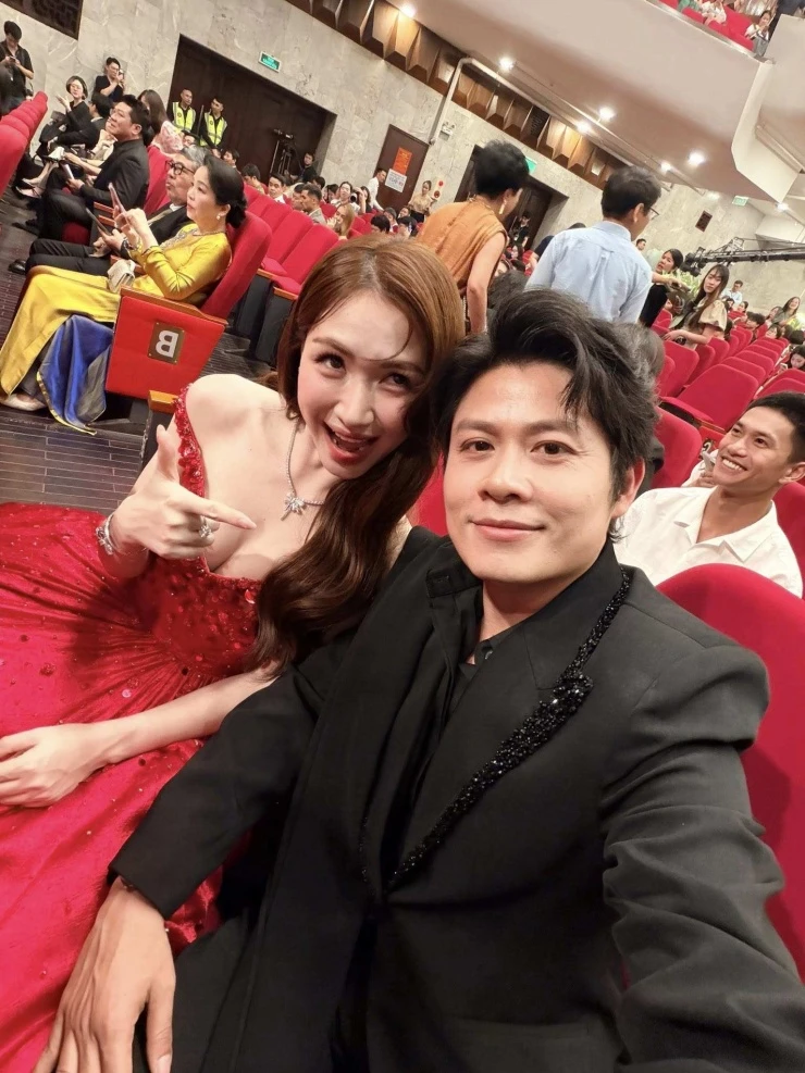 Nhạc sĩ Nguyễn Văn Chung nhận tin vui