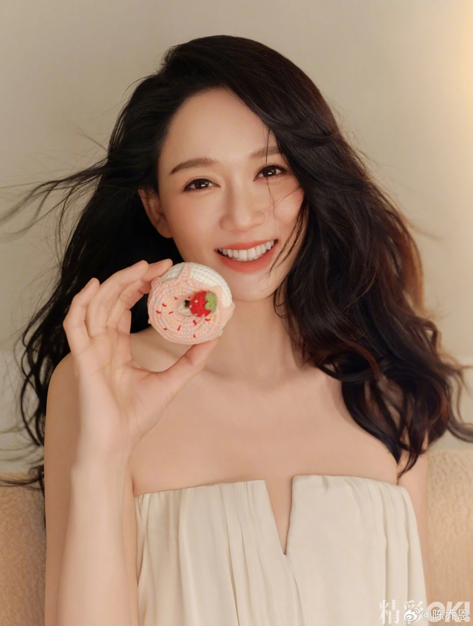 Nhan sắc gây sốc của Trần Kiều Ân khiến 30 triệu người xấu hổ