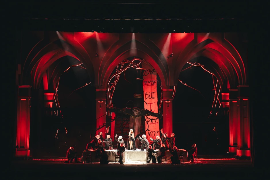 Nhan sắc thật của Phùng Khánh Linh Nhan sắc thật của Phùng Khánh Linh