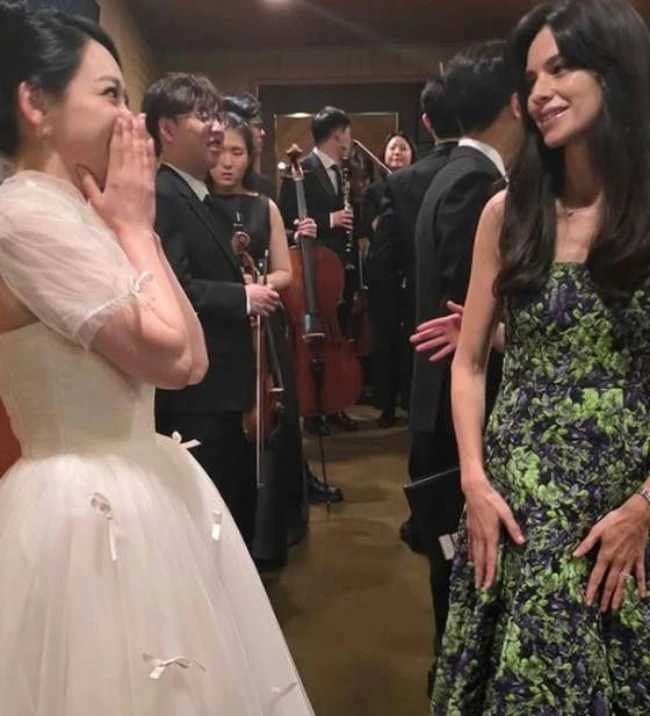 Nhan sắc thật của vợ Song Joong Ki