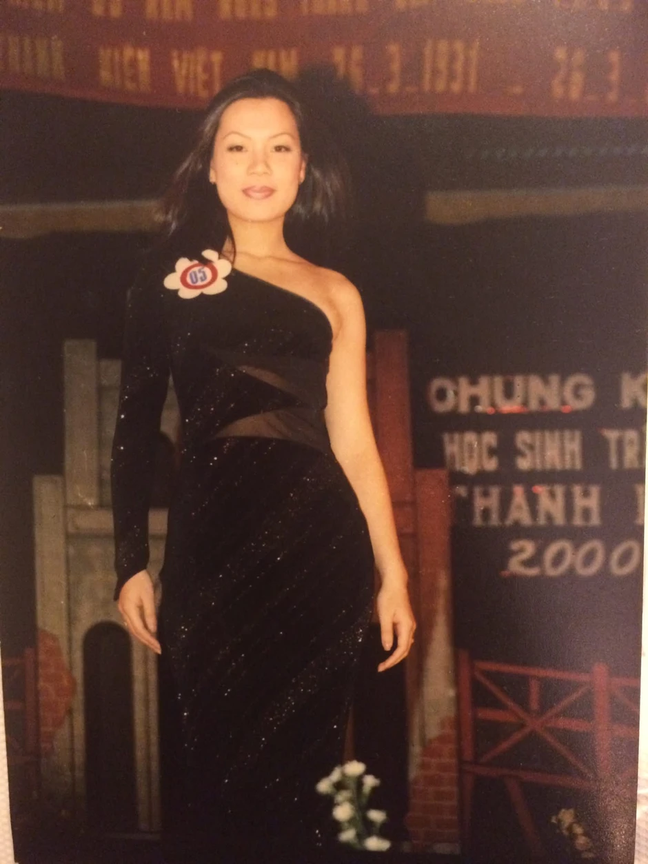 Nhan sắc thời trẻ người phụ nữ khiến nam NSND là Cục trưởng si mê suốt nhiều năm Nhan sắc thời trẻ người phụ nữ khiến nam NSND là Cục trưởng si mê suốt nhiều năm