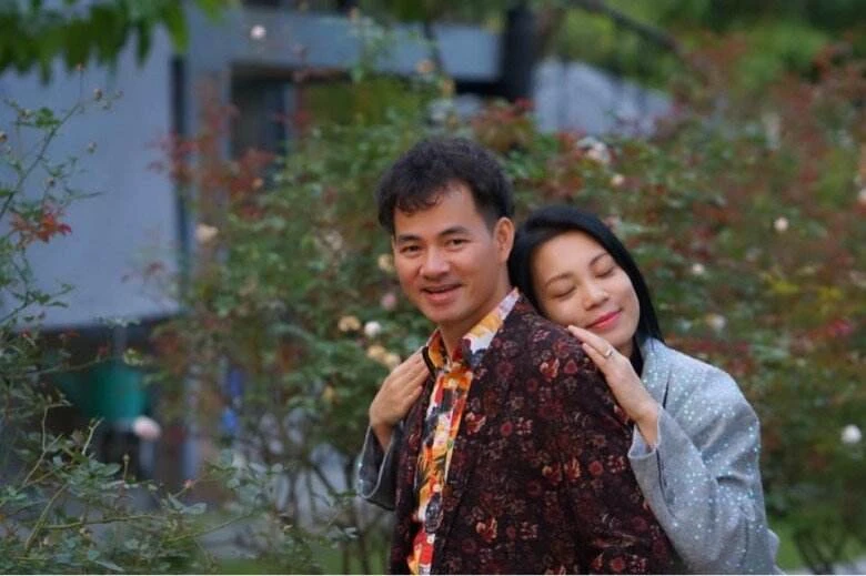 Nhan sắc thời trẻ người phụ nữ khiến nam NSND là Cục trưởng si mê suốt nhiều năm Nhan sắc thời trẻ người phụ nữ khiến nam NSND là Cục trưởng si mê suốt nhiều năm