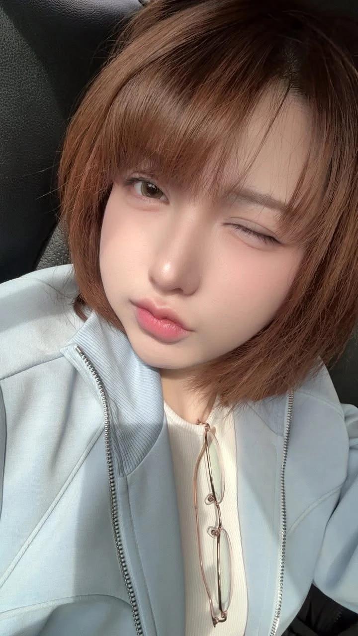 Nhập vai game "mỹ ngựa", nữ streamer thả dáng với bikini cuốn hút! Nhập vai game "mỹ ngựa", nữ streamer thả dáng với bikini cuốn hút!