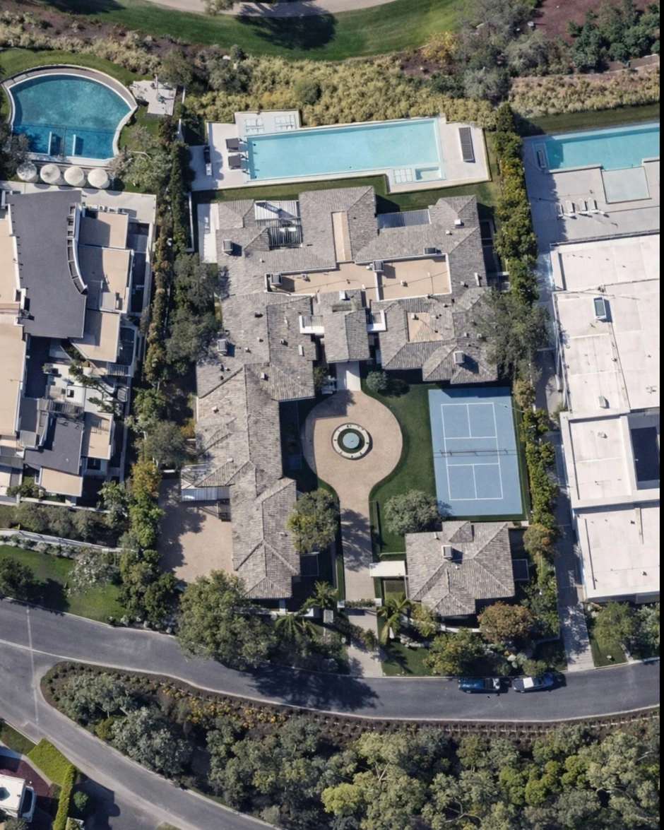 Nhất Justin Bieber: Diễn Coachella xong chạy thẳng về về nhà giá gần 500 tỷ... chỉ cách vài bước chân!