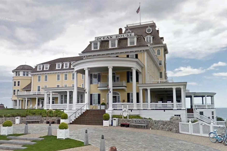 Nhiễu loạn thông tin xung quanh đám cưới của Taylor Swift