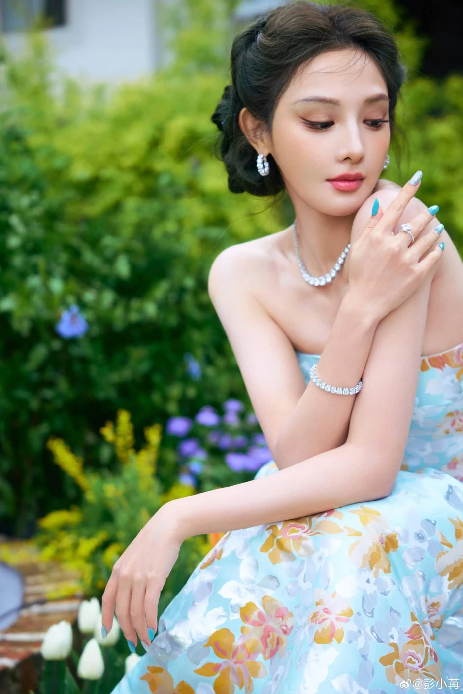 Nhìn Bành Tiểu Nhiễm để hiểu sách giáo khoa diễn xuất là gì