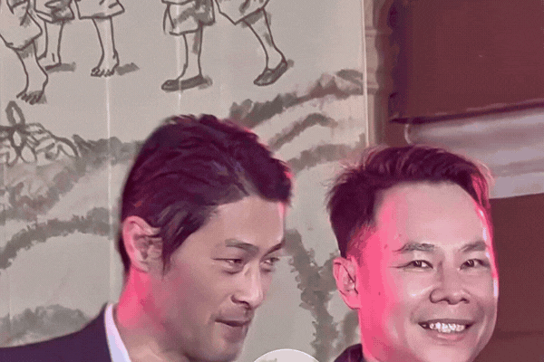 Nói đây là Johnny Trí Nguyễn, có ai tin không?