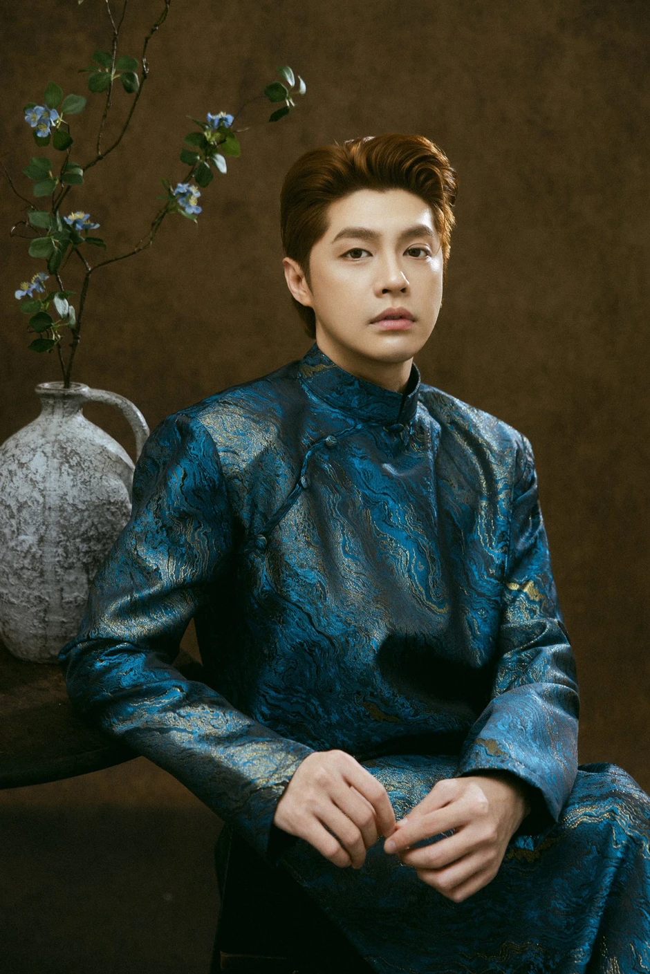 Noo Phước Thịnh lộ tin nhắn riêng tư với chàng trai người Trung Quốc