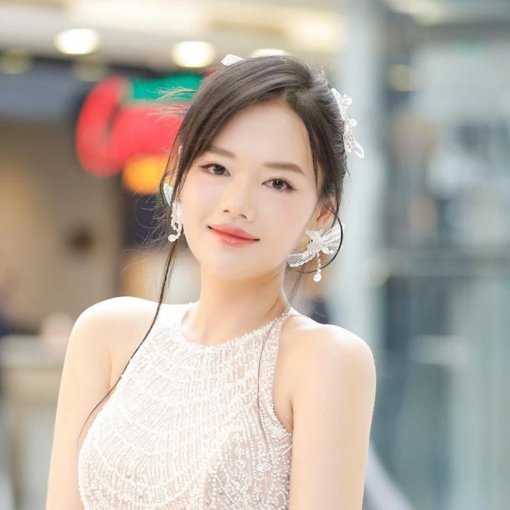 Nữ diễn viên bị ghét nhất trong phim giờ vàng có Phương Oanh là ai? Nữ diễn viên bị ghét nhất trong phim giờ vàng có Phương Oanh là ai?