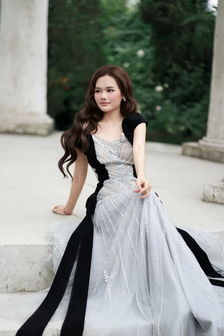 Nữ diễn viên bị ghét nhất trong phim giờ vàng có Phương Oanh là ai? Nữ diễn viên bị ghét nhất trong phim giờ vàng có Phương Oanh là ai?