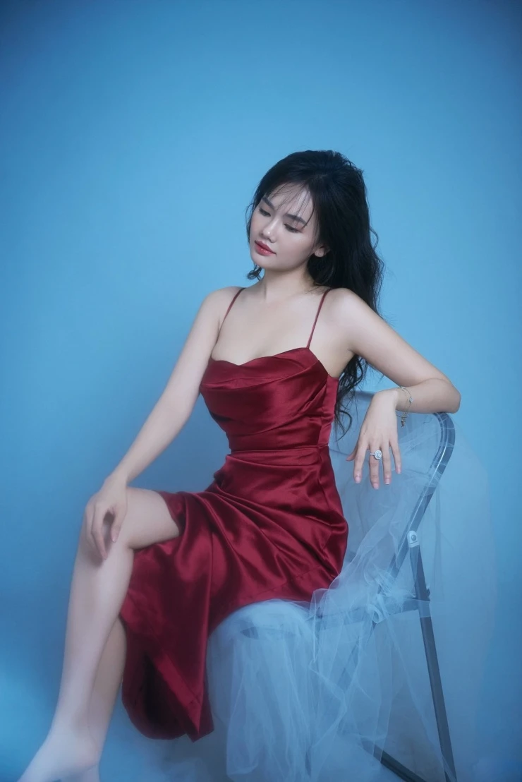 Nữ diễn viên bị ghét nhất trong phim giờ vàng có Phương Oanh là ai? Nữ diễn viên bị ghét nhất trong phim giờ vàng có Phương Oanh là ai?