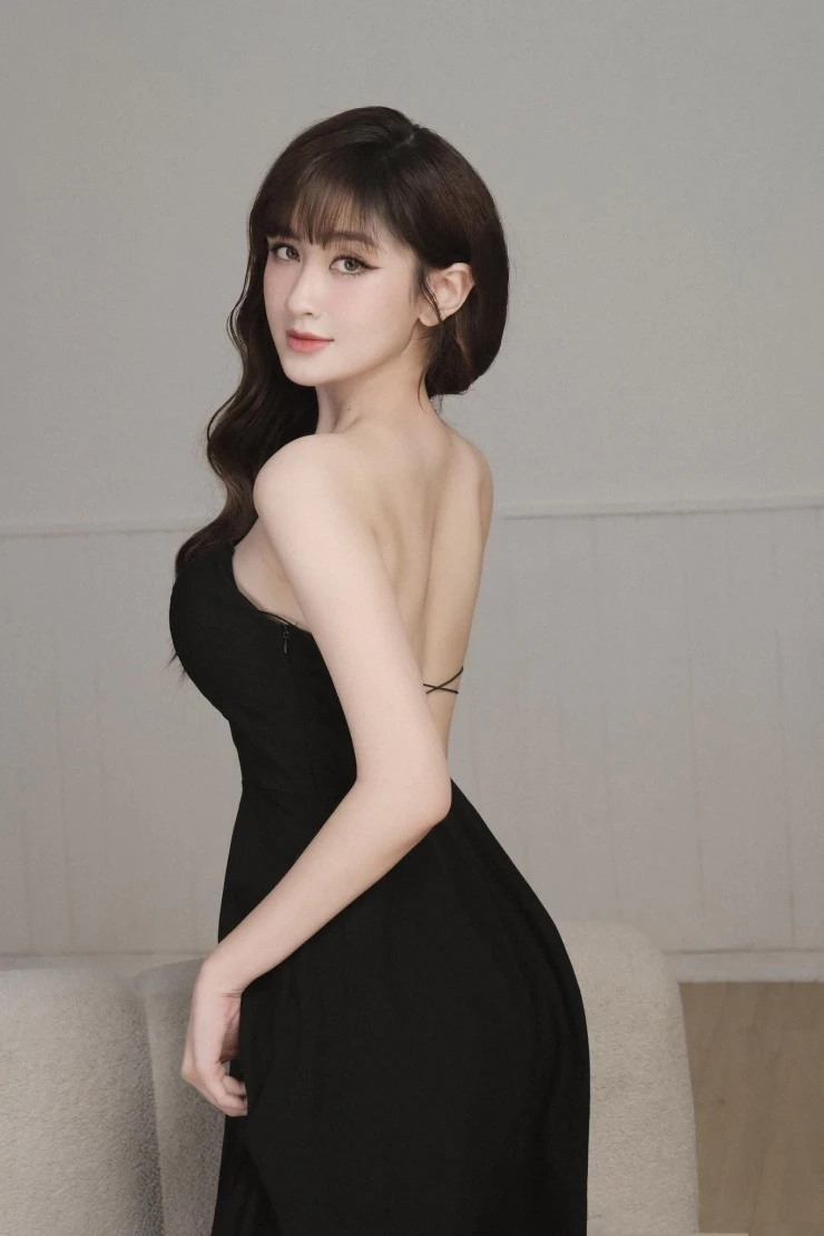 Nữ diễn viên phim giờ vàng VTV ngoài đời đang phụ mẹ bán bún là ai?