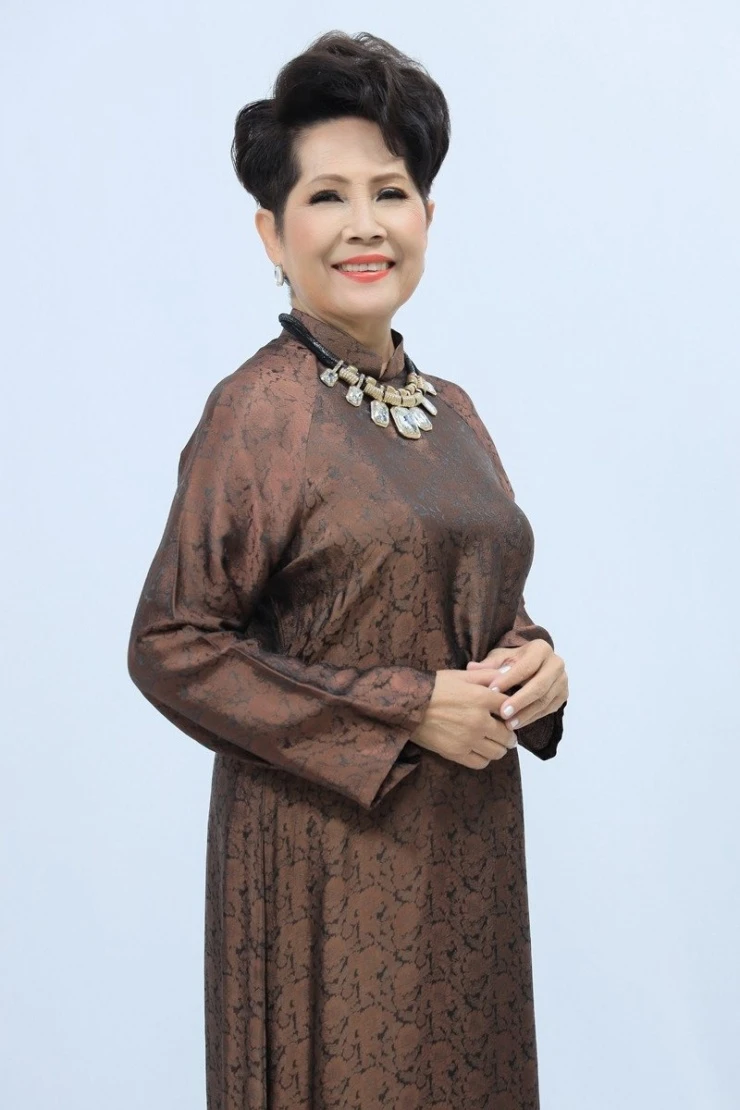 Nữ nghệ sĩ nào đông con nhất showbiz Việt hiện nay?