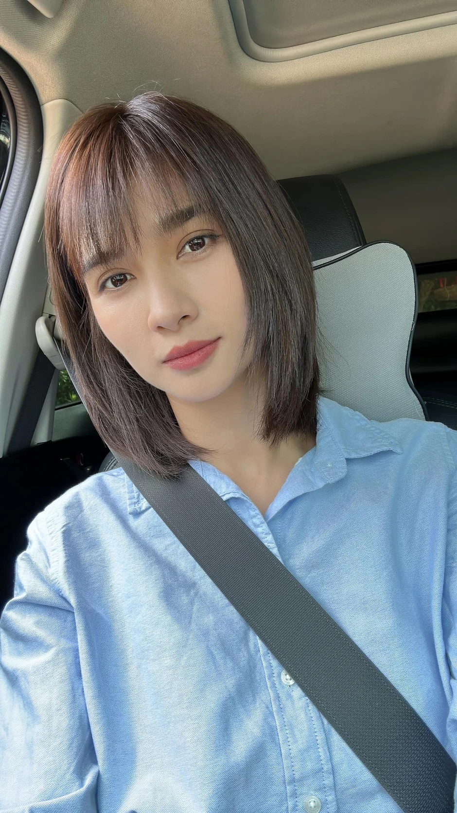 Nữ NSƯT trẻ đẹp nhất miền Nam 21 tuổi đã là mẹ đơn thân, U40 nhan sắc sáng rực, vướng tin đồn yêu đồng giới