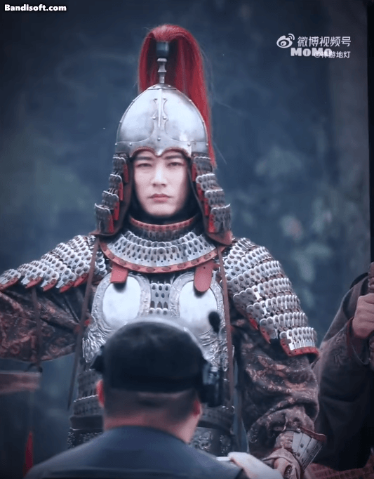 Nửa kiếp người mới thấy tướng quân mặc áo tắm ra trận: Nếu định chê thì phanh gấp không là gạch đủ xây biệt thự