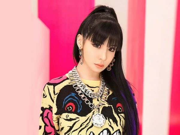 Park Bom lại đăng tâm thư, như chưa từng tố chị em cùng nhóm sử dụng chất cấm