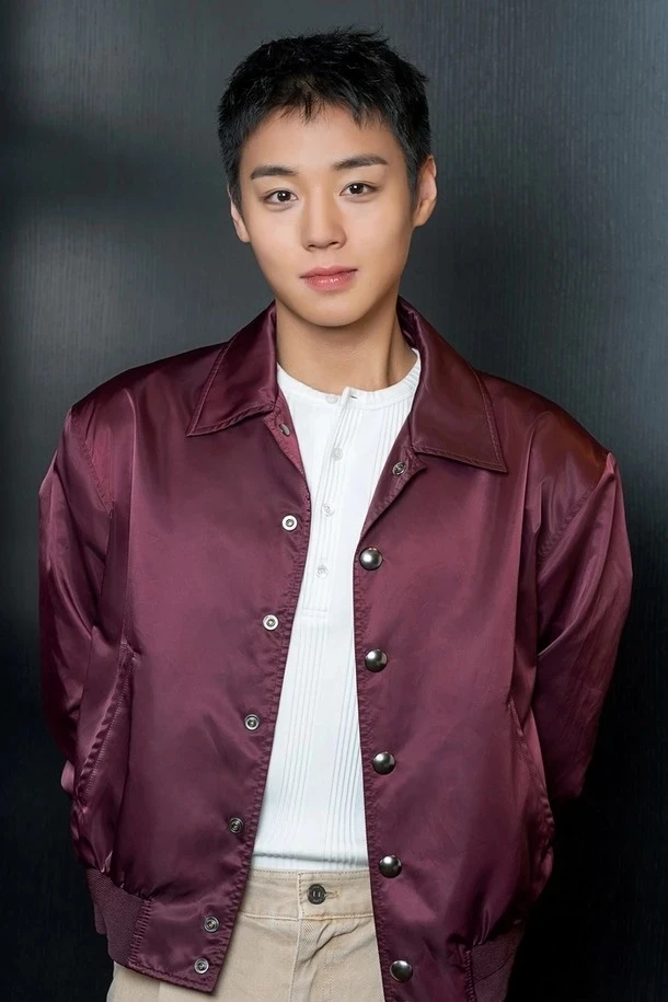 Park Ji Hoon: Đẹp trai - hát hay - diễn đỉnh, đóng siêu phẩm mê hoặc 16 triệu người Park Ji Hoon: Đẹp trai - hát hay - diễn đỉnh, đóng siêu phẩm mê hoặc 16 triệu người