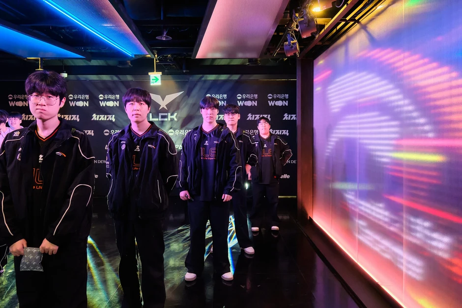 Pha xử lý "tưởng không hay nhưng hay không tưởng" của Gumayusi trận thắng Gen.G