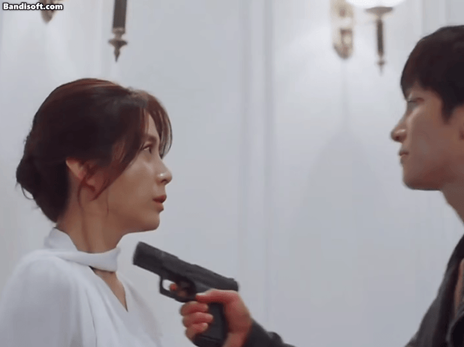 Phải xem Mật Danh K2 này mới thấm chemistry là thứ rất ảo diệu Phải xem Mật Danh K2 này mới thấm chemistry là thứ rất ảo diệu