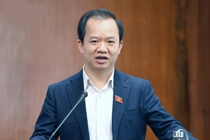 Phim ngắn tổng tài, đánh ghen độc hại bủa vây mạng xã hội: Trách nhiệm thuộc về ai?