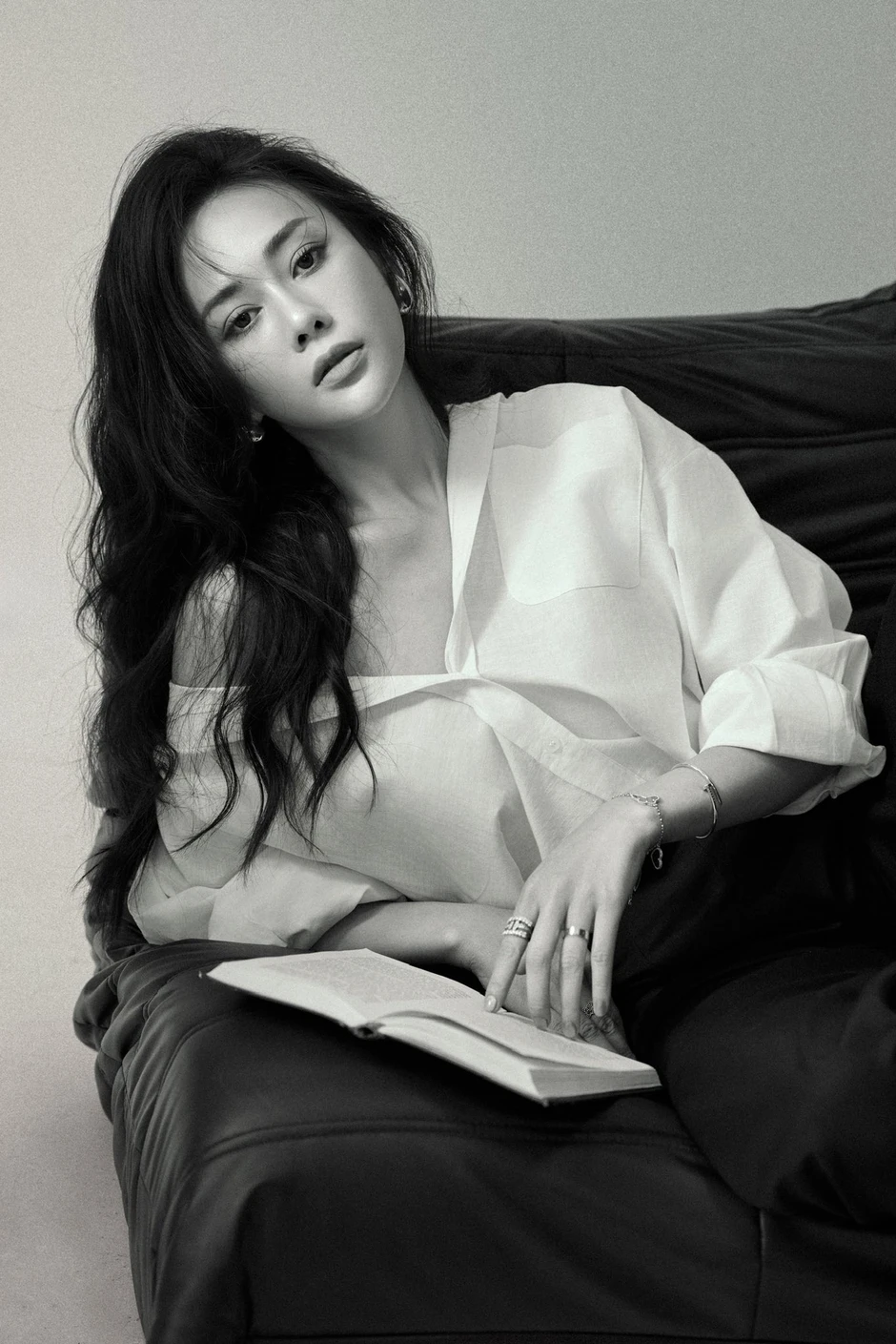 Phương Oanh cập nhật cuộc sống bên 2 con