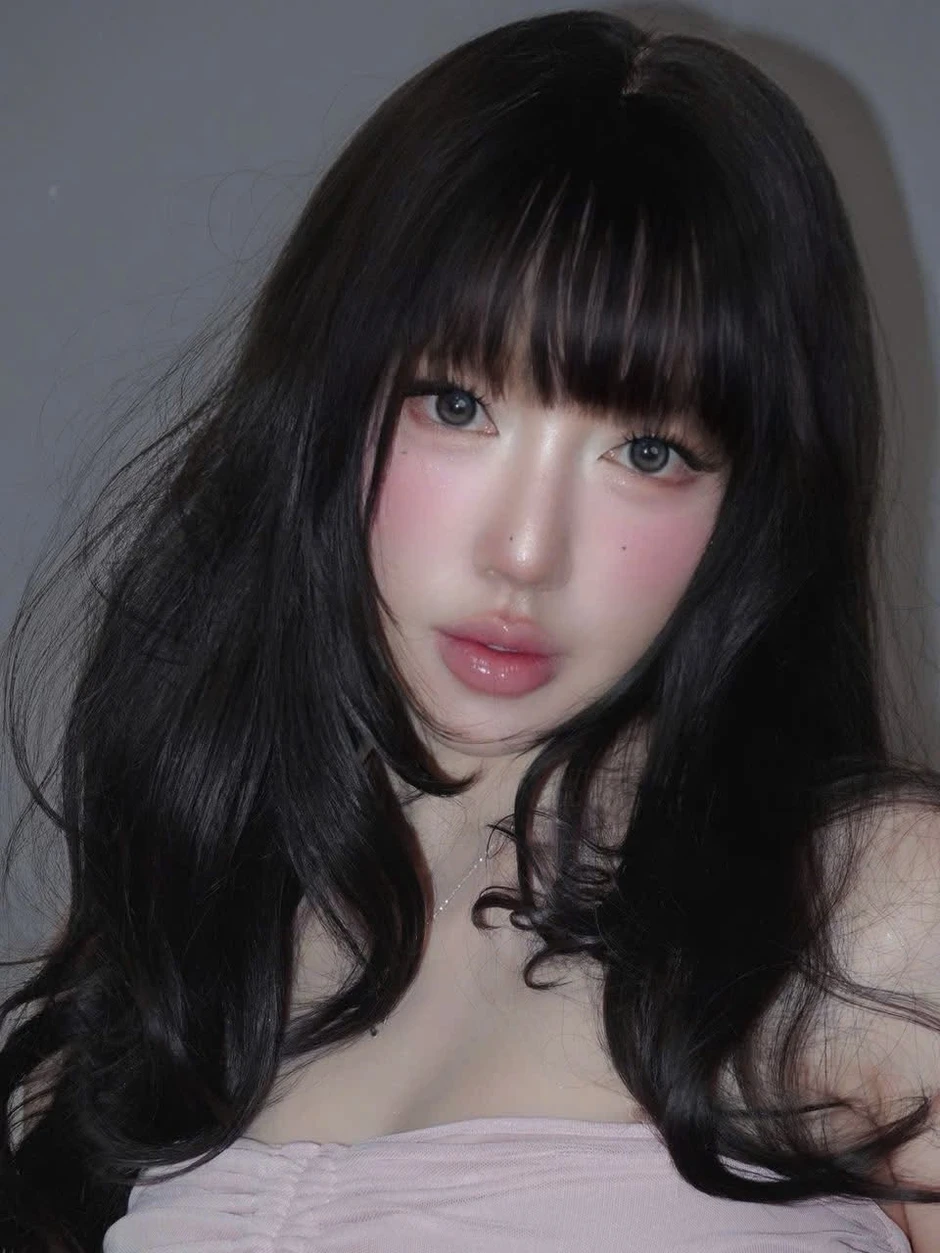 Quá bức xúc, Elly Tran lên tiếng về việc bị gắn mác bởi những từ ngữ "nhạy cảm"