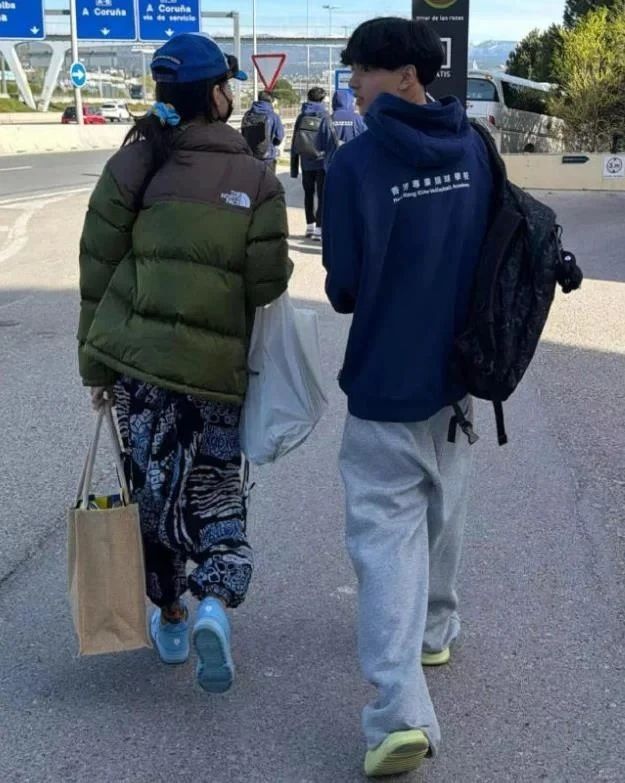 Quý tử thứ 2 nhà Tạ Đình Phong: Mới 15 tuổi đã thành mỹ nam, soi đến thành tích càng choáng váng!