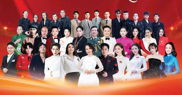 Rao bán vé Âm vang Tổ quốc dịp 30/4 với giá cao, đạo diễn cảnh báo sẽ có an ninh giám sát tình trạng này