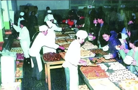 Rúng động: Đầu độc 788 người tại một trường cao đẳng, nữ sinh 21 tuổi lĩnh án tử hình Rúng động: Đầu độc 788 người tại một trường cao đẳng, nữ sinh 21 tuổi lĩnh án tử hình