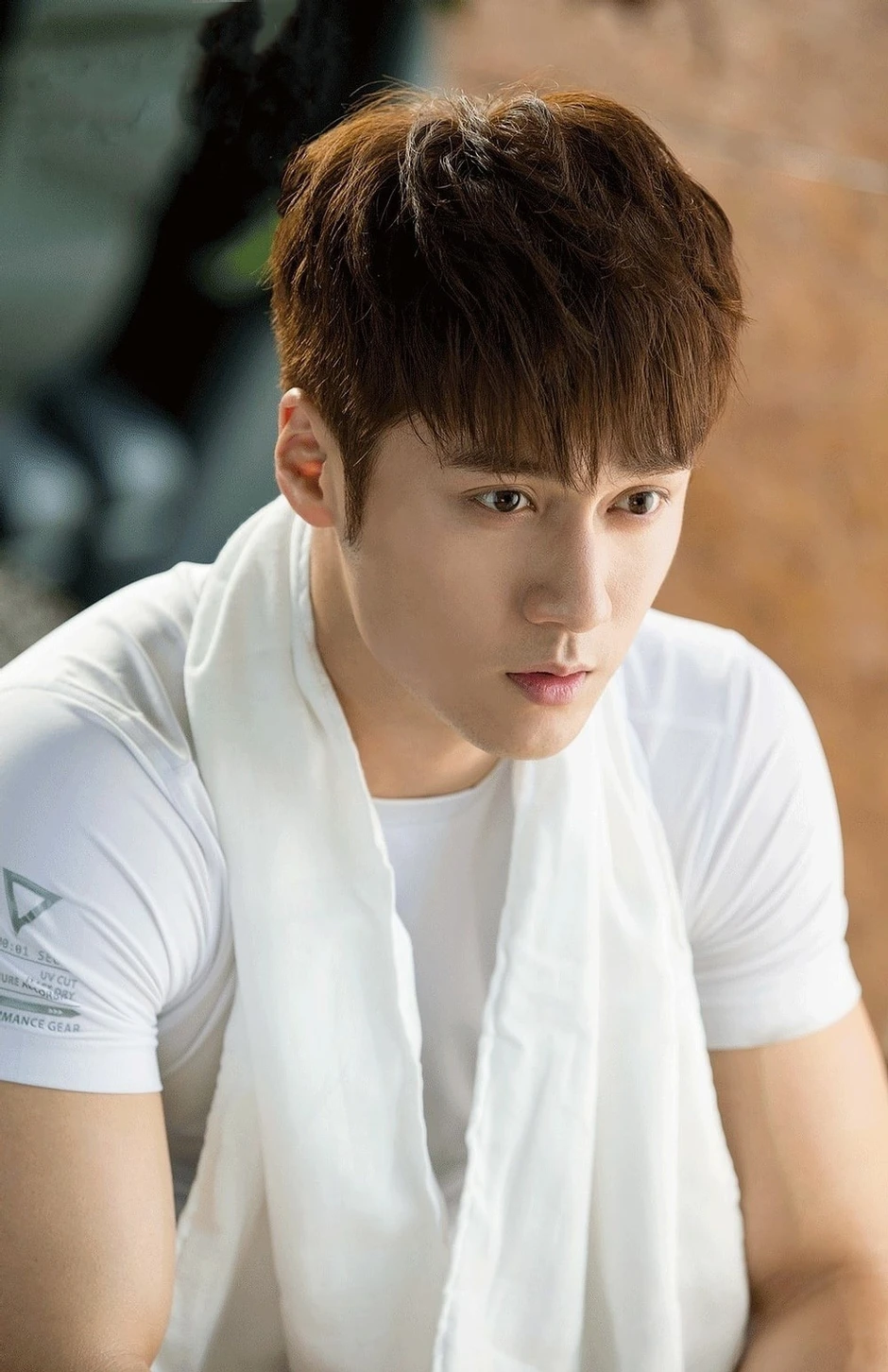 Sao nam ra tay hành hung phụ nữ bị tạm giam 30 ngày sau khi trình diện cảnh sát, các ông bầu hủy show hàng loạt