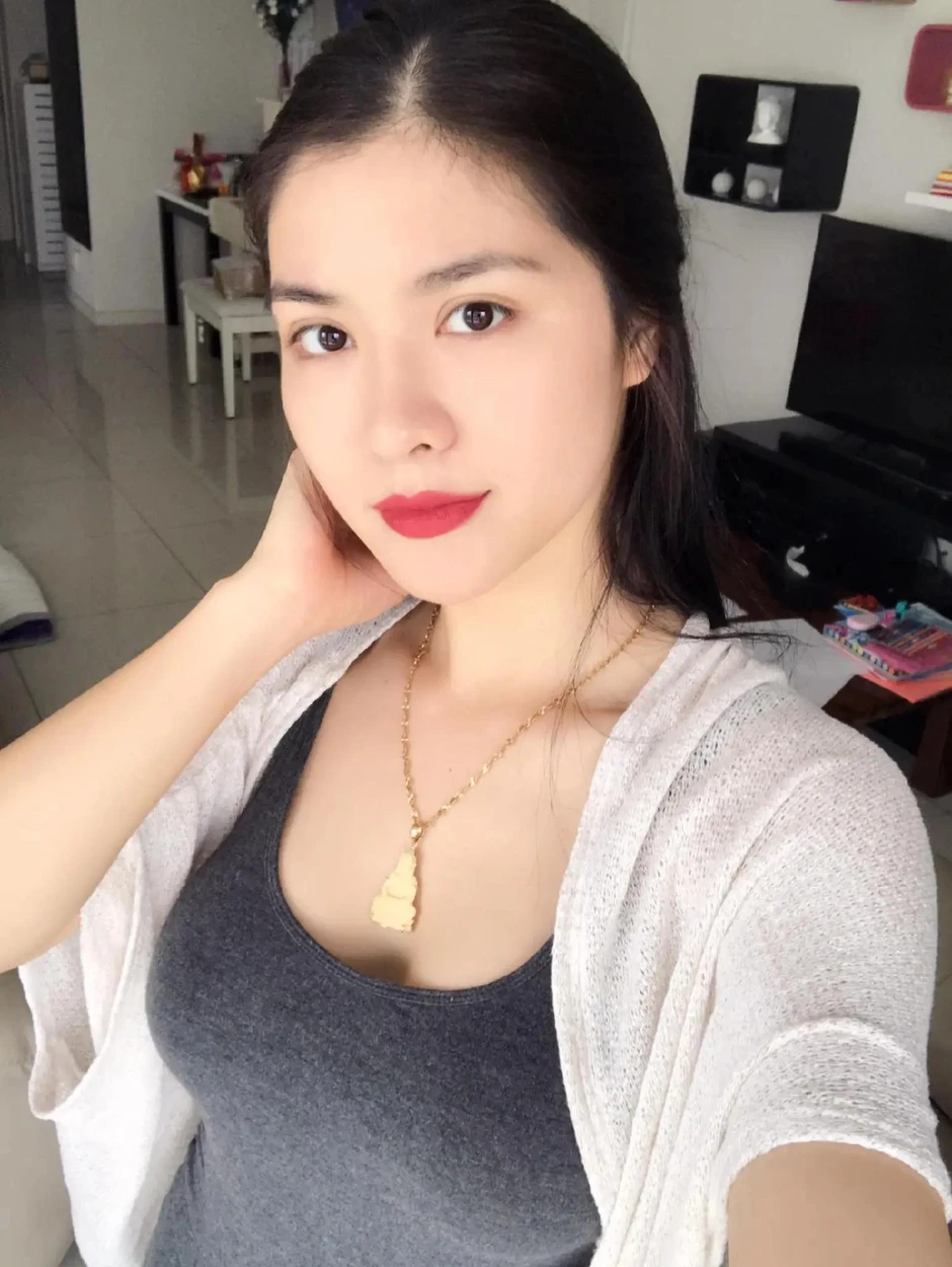 Sao nhí xinh nhất Hoa Cỏ May U40 vẫn trẻ đẹp khó tin