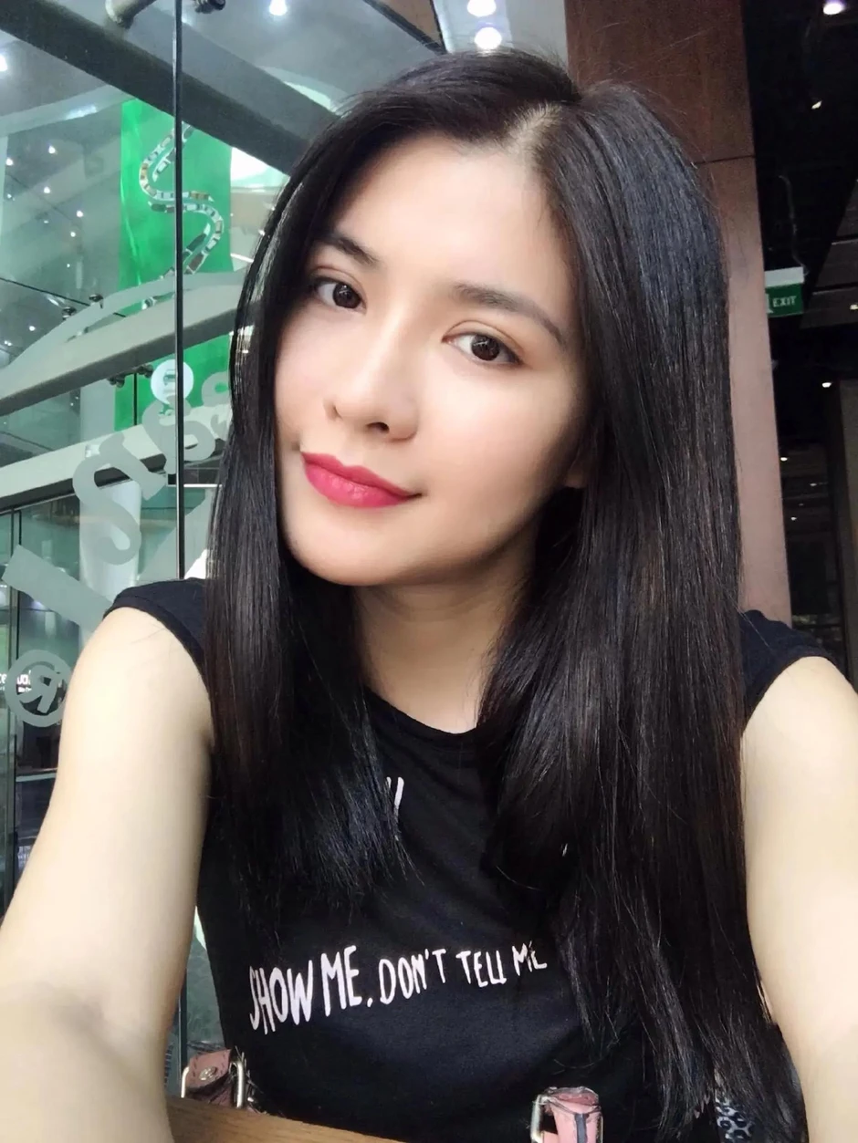 Sao nhí xinh nhất Hoa Cỏ May U40 vẫn trẻ đẹp khó tin