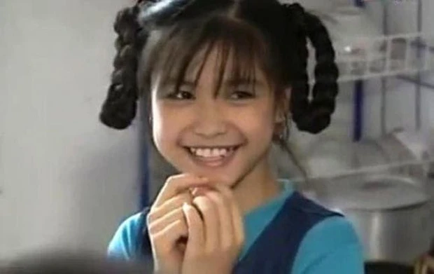 Sao nhí xinh nhất Hoa Cỏ May U40 vẫn trẻ đẹp khó tin