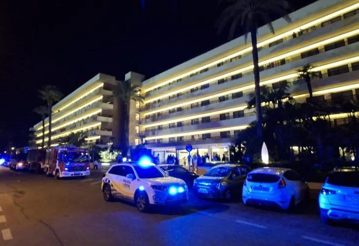 Sập sàn phòng ăn tại một khách sạn nổi tiếng, 150 người được sơ tán