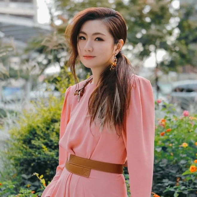 S.H.E: Người bị lửa thiêu sống bỏng 54%, người ngã từ trên cao chấn thương cột sống S.H.E: Người bị lửa thiêu sống bỏng 54%, người ngã từ trên cao chấn thương cột sống