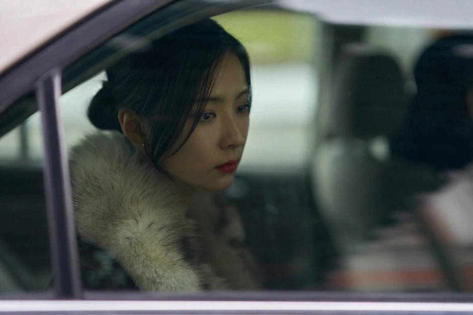 Shin Se Kyung trẻ mãi không già, tại đơ nên mặt ít nếp nhăn