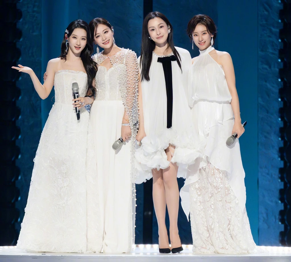 Show có Trang Pháp bị khán giả tẩy chay cực mạnh Show có Trang Pháp bị khán giả tẩy chay cực mạnh