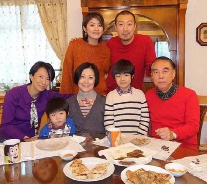 Showbiz có mỹ nhân không ai dám đắc tội là công chúa gia tộc 300.000 tỷ