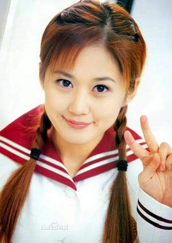 Showbiz có mỹ nhân là ngoại lệ của tuổi tác, vì một câu nói mà bị cấm sóng