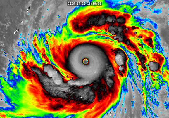 Siêu bão đầu tiên xuất hiện tại "ổ bão dữ dội nhất hành tinh": Hiện cách Biển Đông bao nhiêu km?