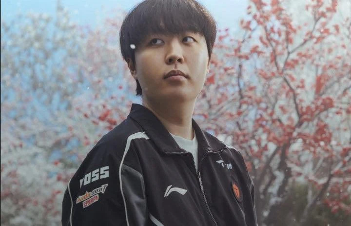 Siêu sao HLE bất ngờ bị "var" nhưng lại được chính khán giả LPL bênh vực