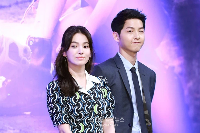 Song Joong Ki lộ diện giữa lúc hot lại chuyện ly hôn Song Hye Kyo, thái độ gây chú ý Song Joong Ki lộ diện giữa lúc hot lại chuyện ly hôn Song Hye Kyo, thái độ gây chú ý