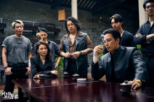 Steam lại vừa ra thêm một tựa game tương tác quá hấp dẫn, bối cảnh xã hội đen cổ điển