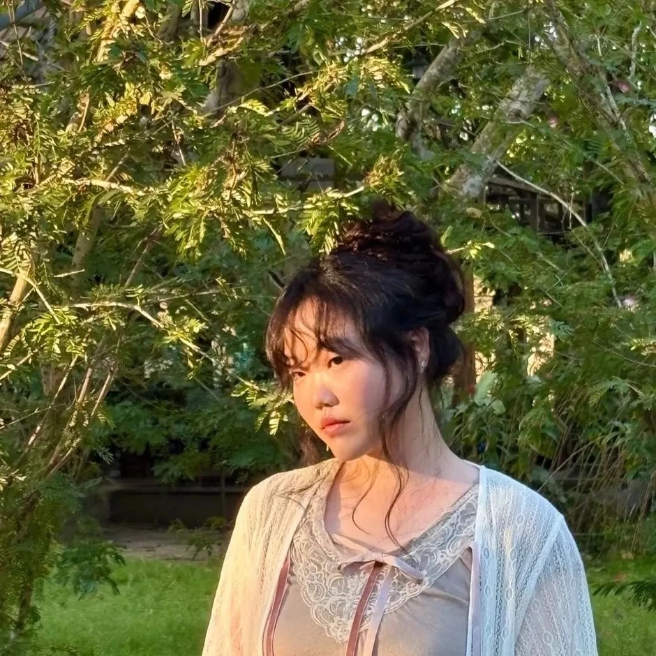 Suhyun (AKMU) “lột xác” hậu giảm 30kg, hễ ra nhạc là nắm trọn top 1 cả nước