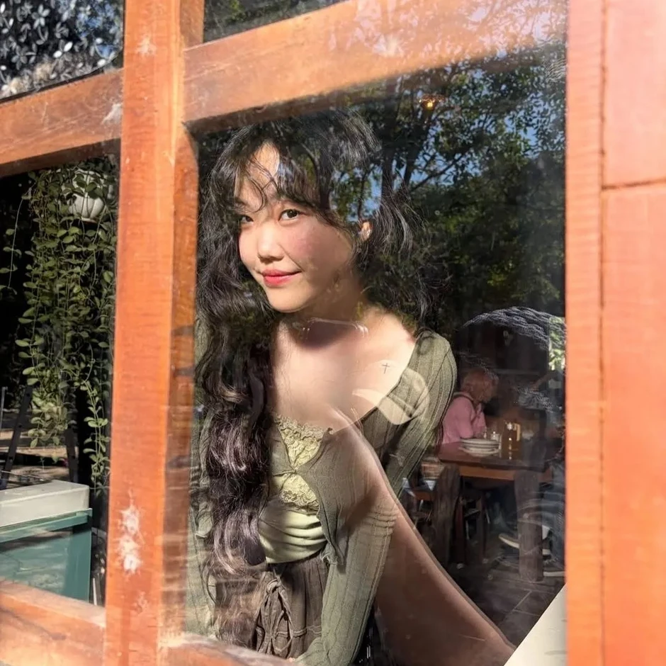 Suhyun (AKMU) “lột xác” hậu giảm 30kg, hễ ra nhạc là nắm trọn top 1 cả nước