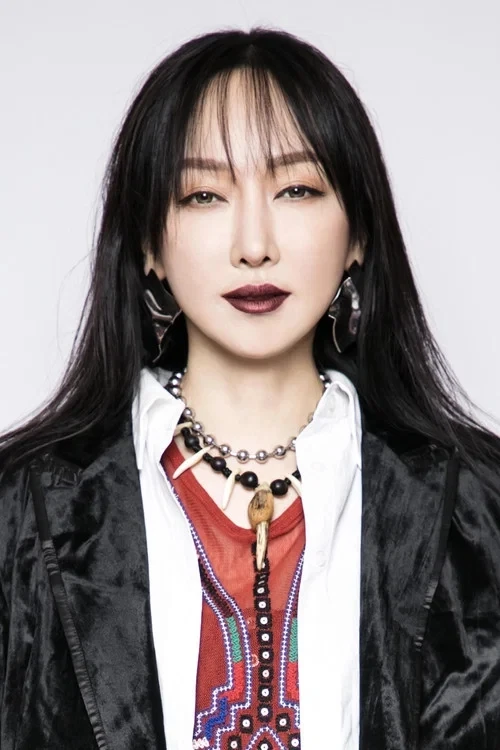 Tát Đỉnh Đỉnh có hit để đời không ai cover nổi, được quốc tế công nhận “tài năng nhất Trung Quốc”