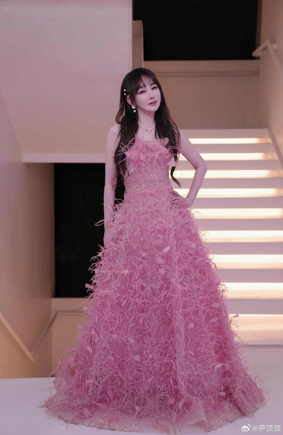 Tát Đỉnh Đỉnh có hit để đời không ai cover nổi, được quốc tế công nhận “tài năng nhất Trung Quốc”