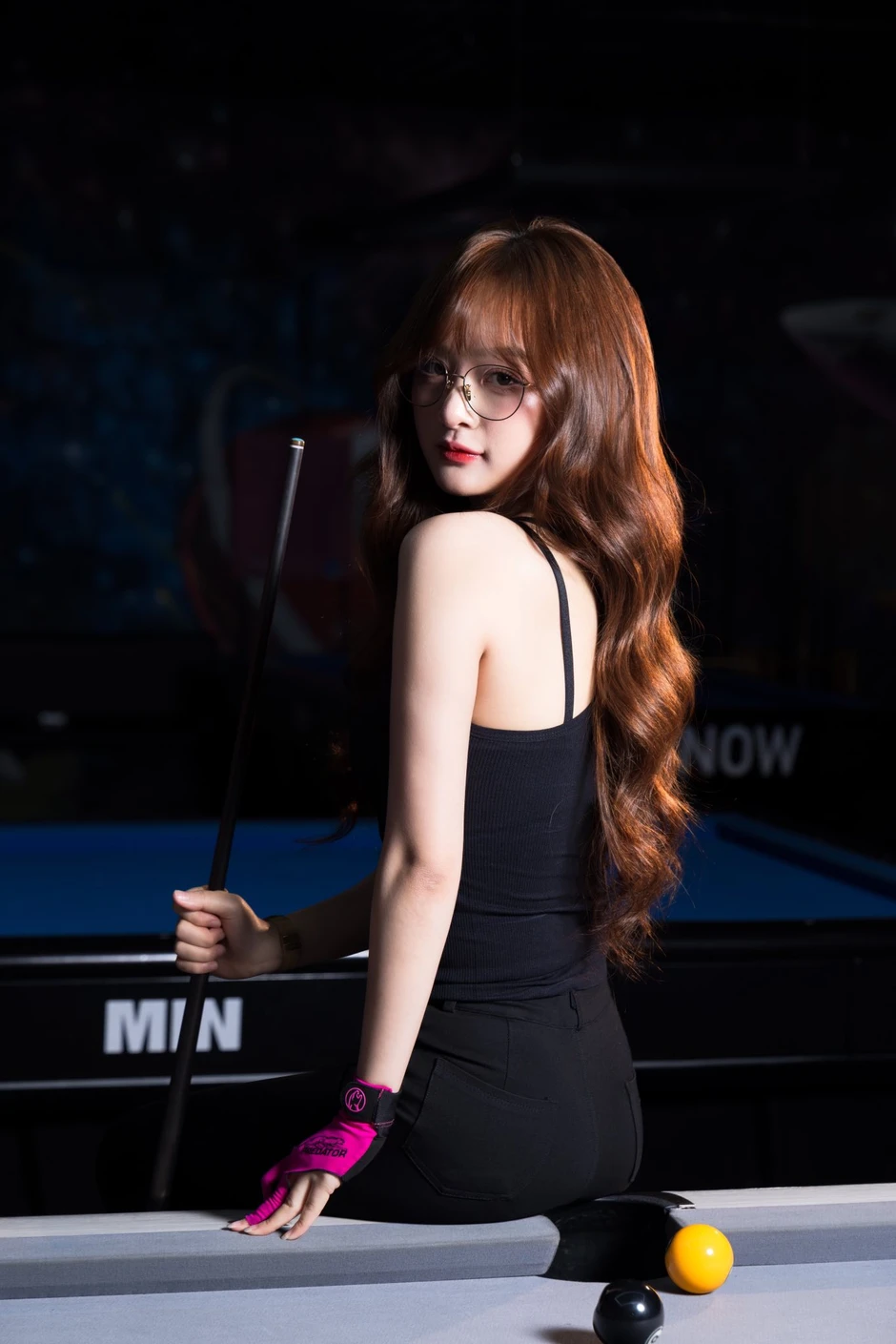 Thả dáng bên bàn bida, Gấm Kami "comeback"? khiến anh em game thủ sững sờ