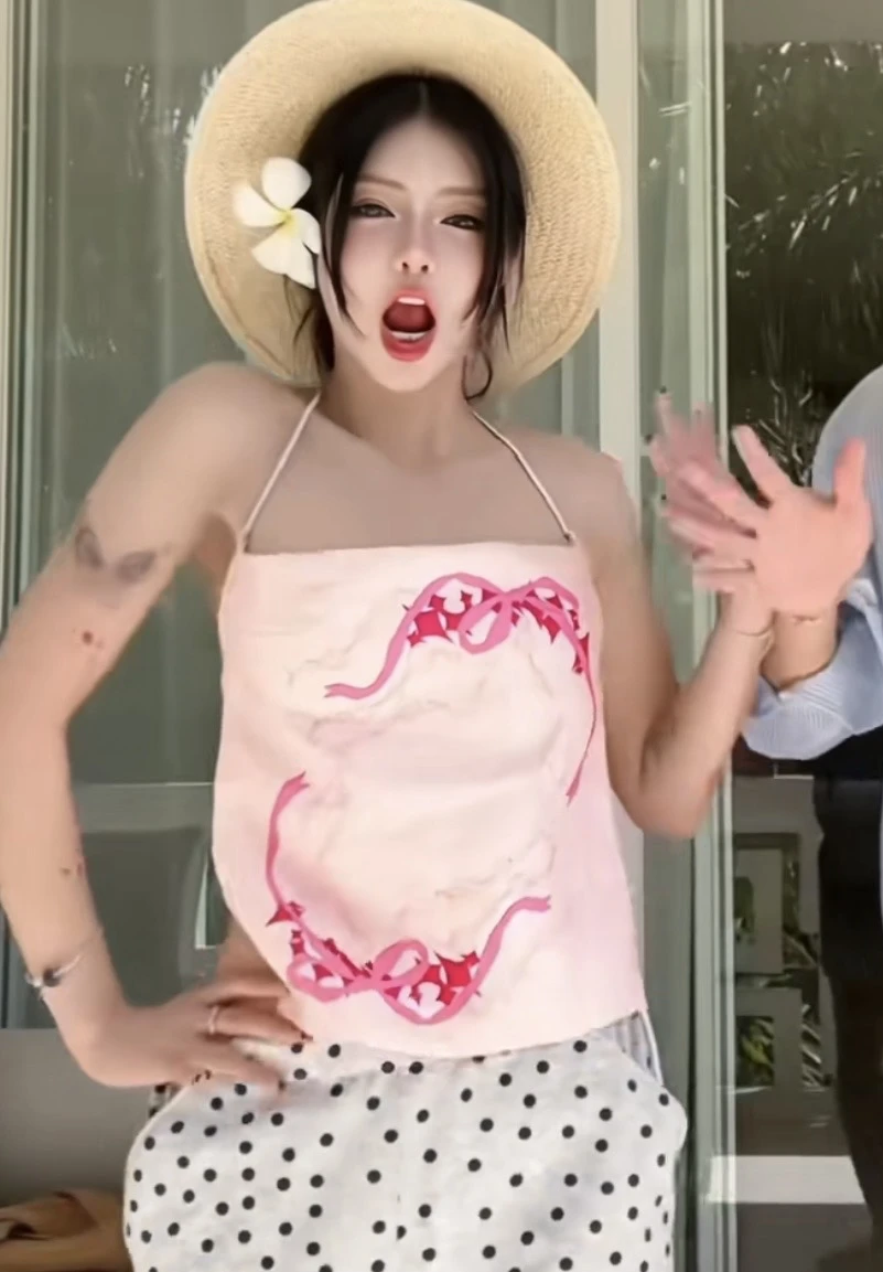 Thăng hạng nhan sắc ngoạn mục, Ciin gây sốc với bình luận về bản thân trong quá khứ kenhtingame com thang hang nhan sac ngoan muc ciin gay soc voi binh luan ve ban than trong qua khu 9a501776573687803 801w